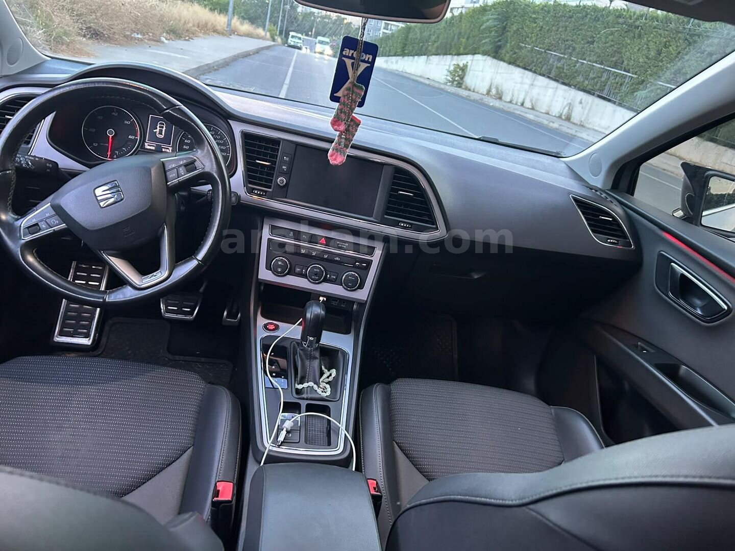 Sahibinden Seat Leon 1.6 TDI Xcellence 2018 Model İstanbul 140.000 km Gri 7