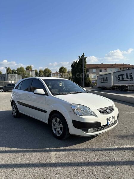 Sahibinden Kia Rio 1.5 CRDi EX Advance 2008 Model Sakarya 271.000 km Beyaz
