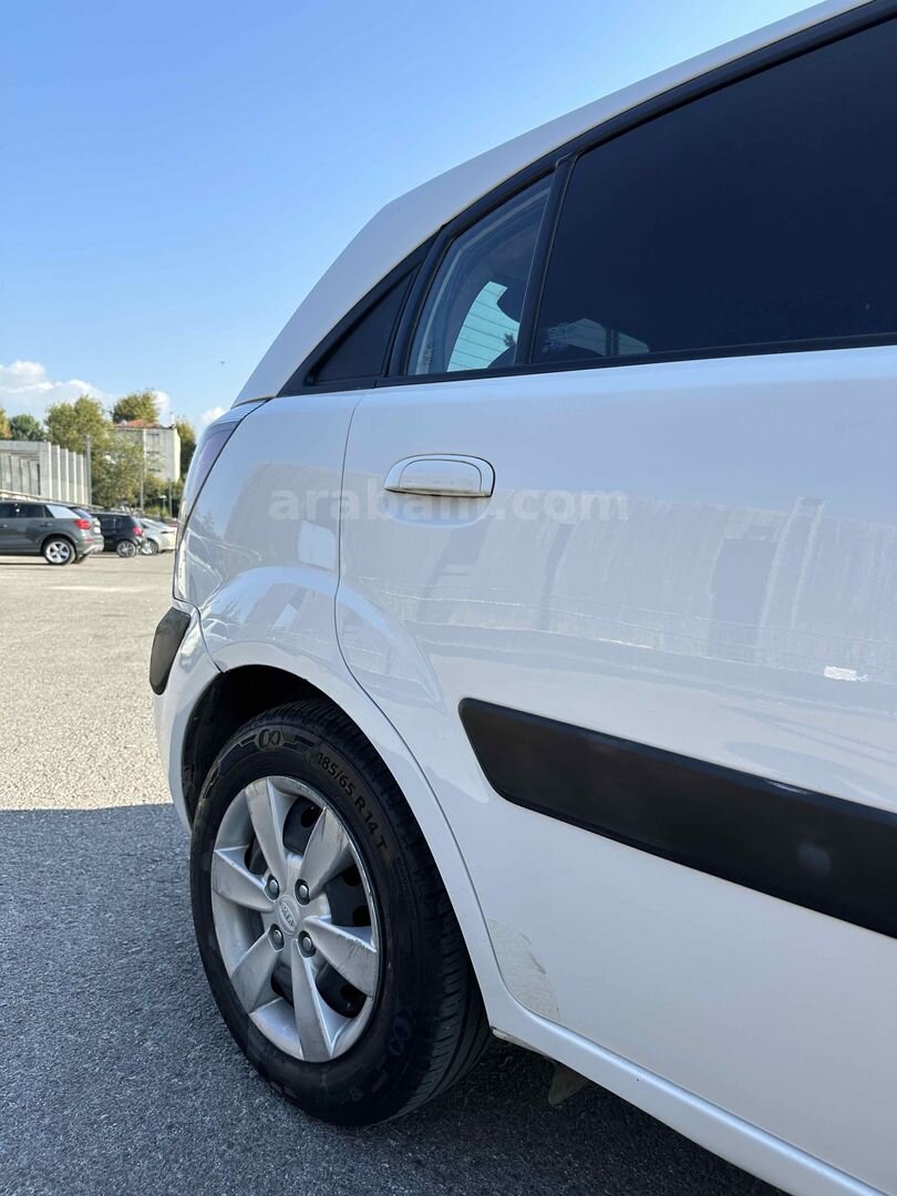 Sahibinden Kia Rio 1.5 CRDi EX Advance 2008 Model Sakarya 271.000 km Beyaz 5