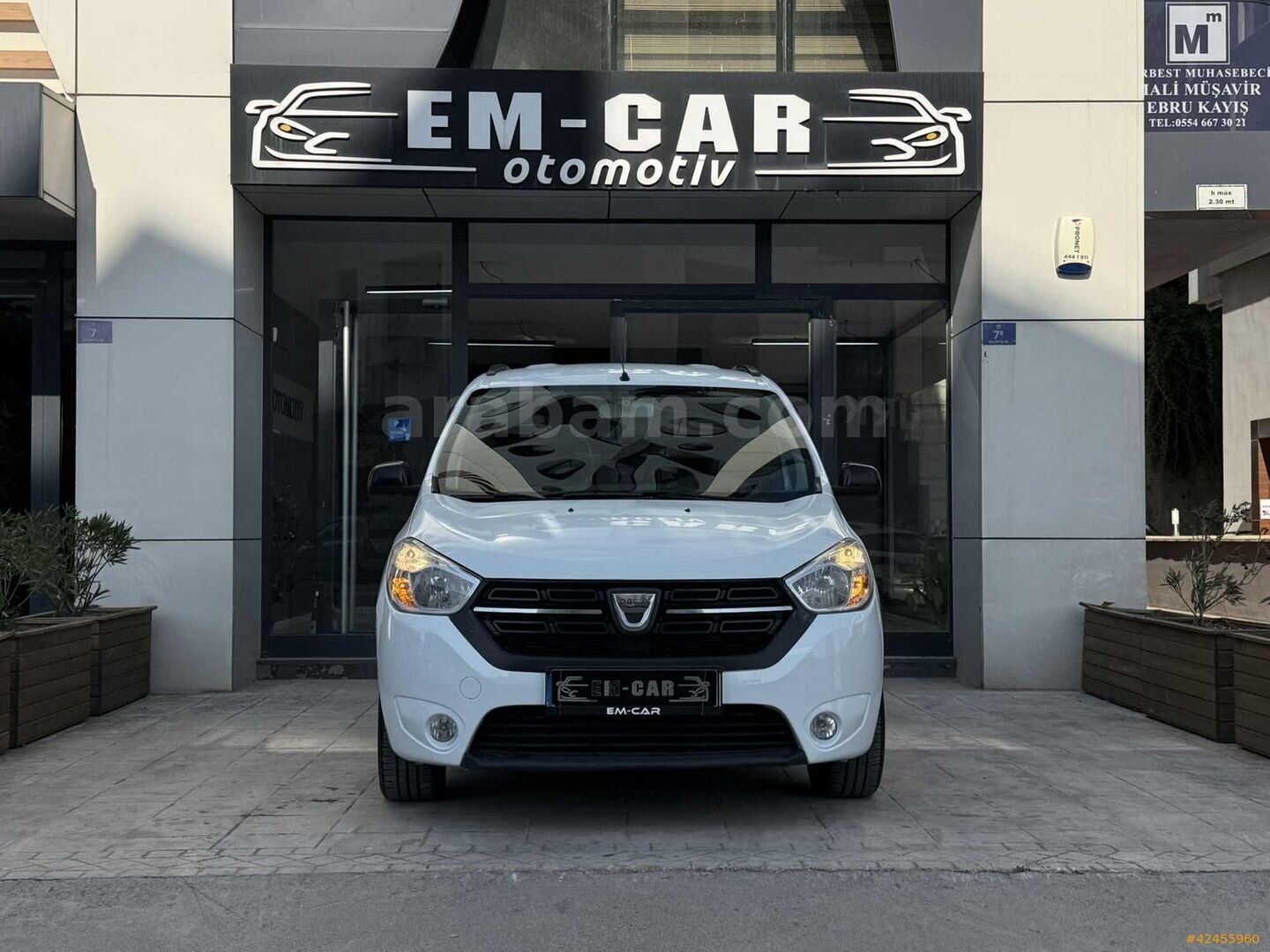 Galeriden Dacia Lodgy 1.5 BlueDCI Laureate 2020 Model Bursa 178.000 km Beyaz 3
