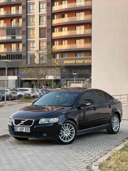 Sahibinden Volvo S40 1.6 D Dynamic 2008 Model İzmir 300.000 km Siyah