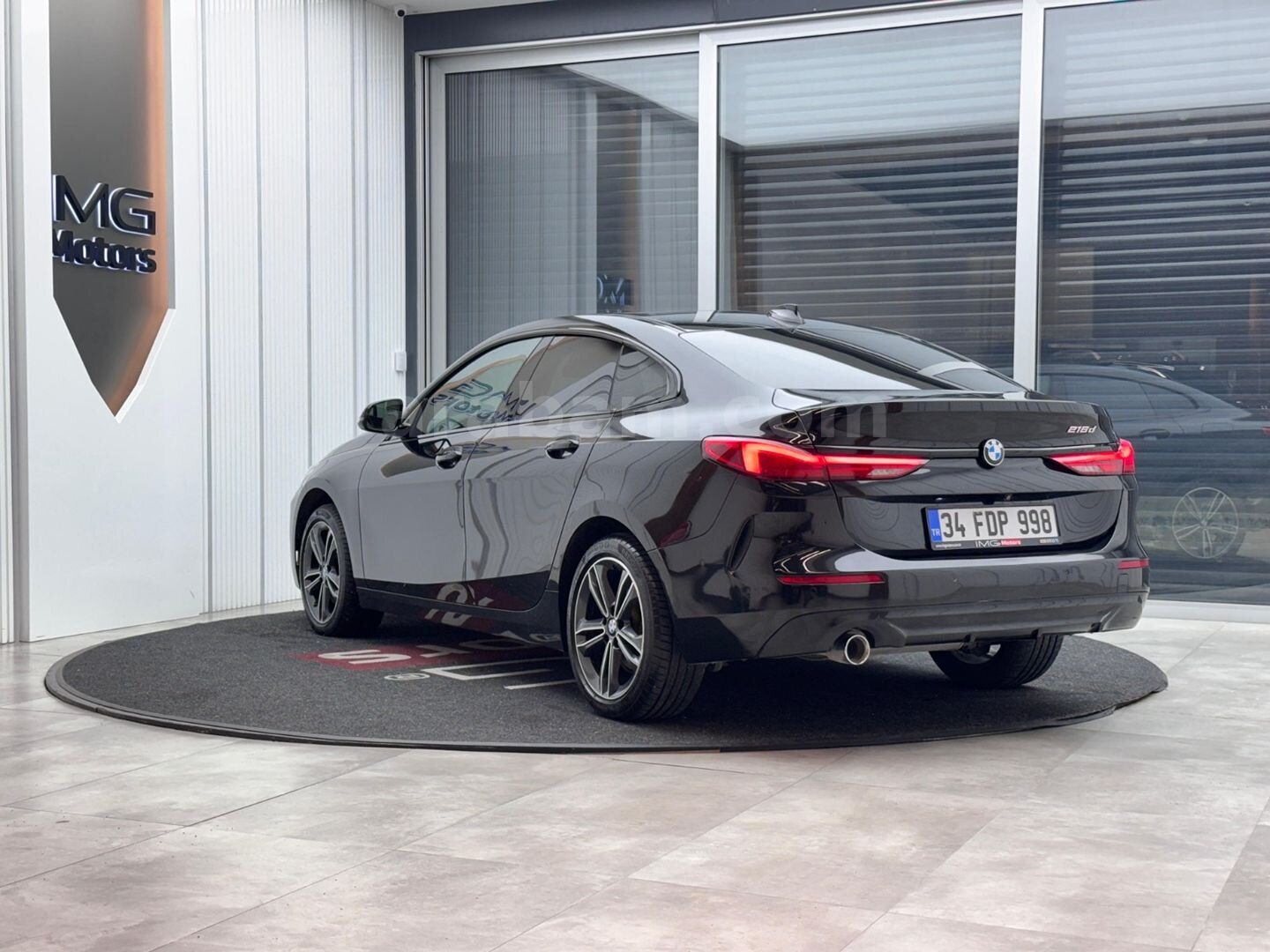 Galeriden BMW 2 Serisi 216d Gran Coupe Sport Line 2022 Model İstanbul 153.000 km Siyah 5