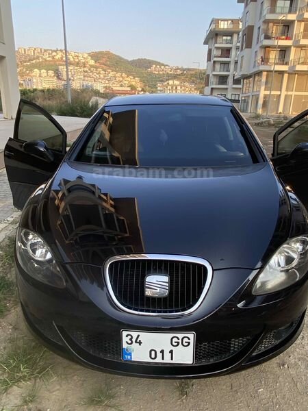 Sahibinden Seat Leon 1.6 Stylance 2008 Model İstanbul 210.000 km Siyah
