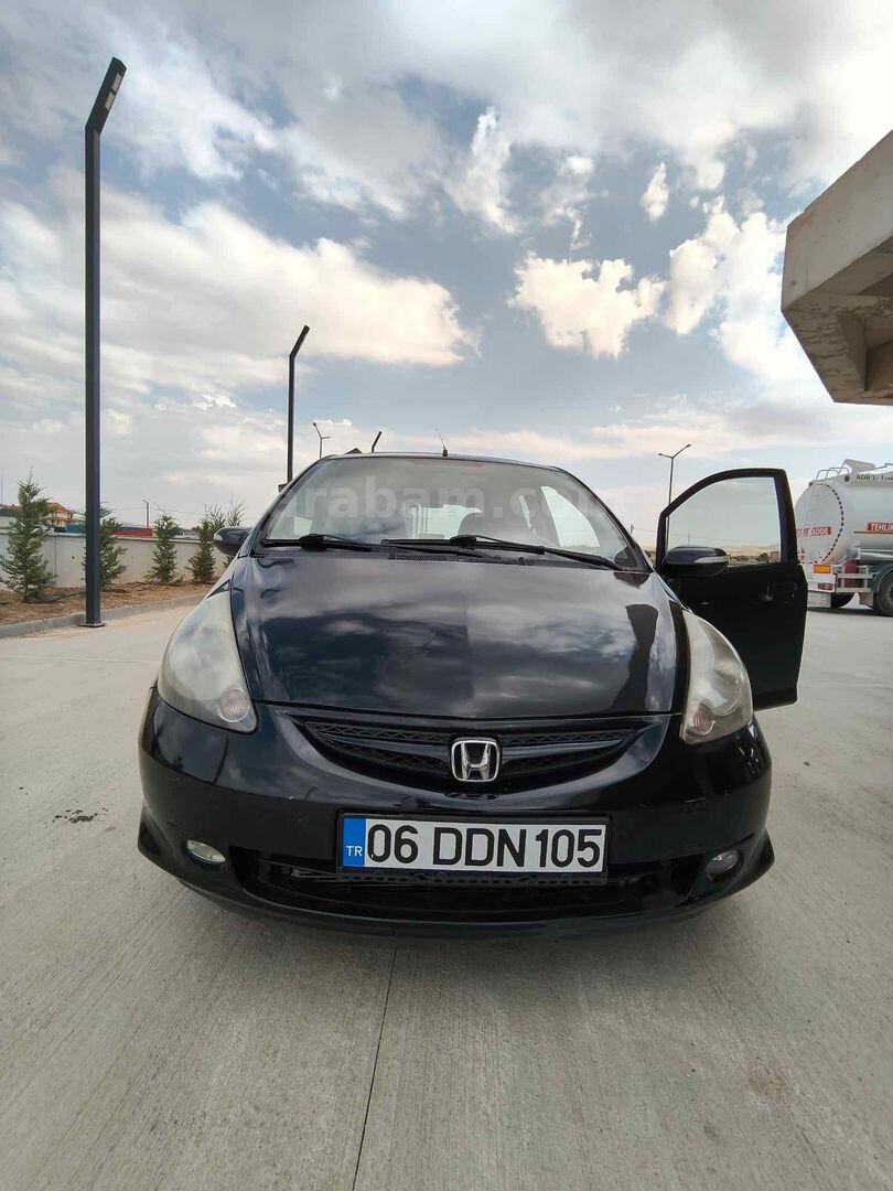 Sahibinden Honda Jazz 1.4 Elite 2008 Model Ankara 163.000 km Siyah 1