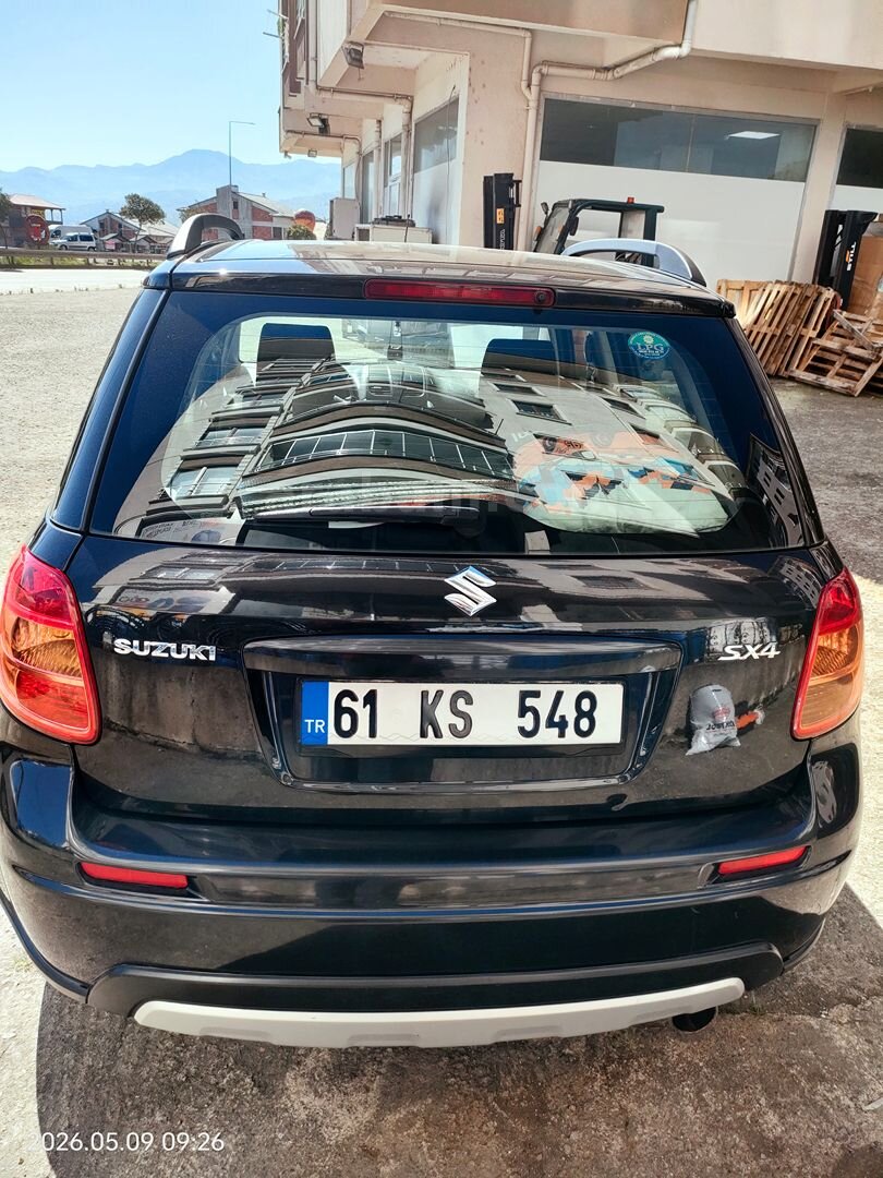 Sahibinden Suzuki SX4 GL 2012 Model Trabzon 140.000 km Siyah 2