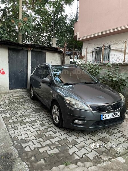 Sahibinden Kia Ceed 1.6 CRDi Cool SW 2011 Model İstanbul 237.500 km Füme