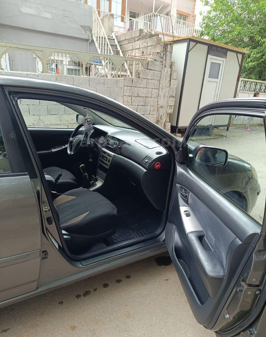 Sahibinden Toyota Corolla 1.6 Sol 2004 Model Şırnak 240.000 km Füme 6