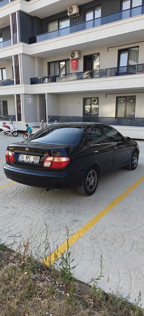 Sahibinden Nissan Almera 1.5 Luxury 2003 Model İstanbul 496.000 km Siyah 6