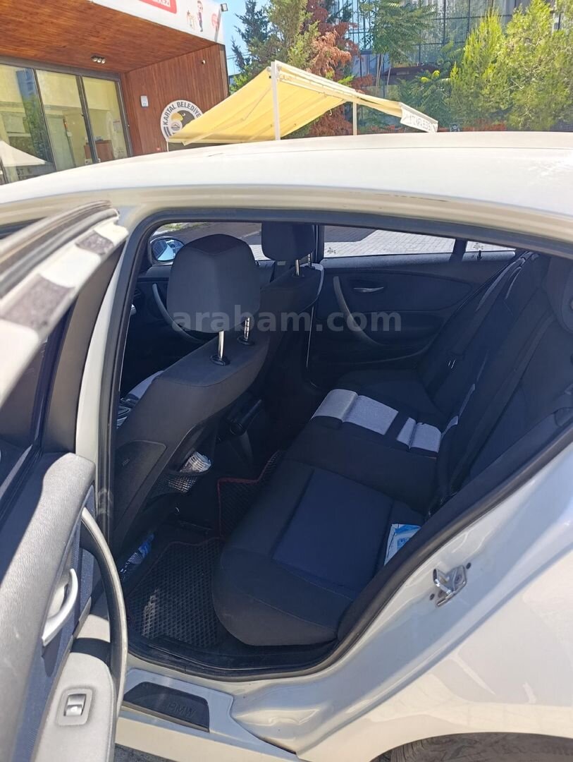 Sahibinden BMW 1 Serisi 116i Premium 2009 Model İstanbul 265.000 km Beyaz 7