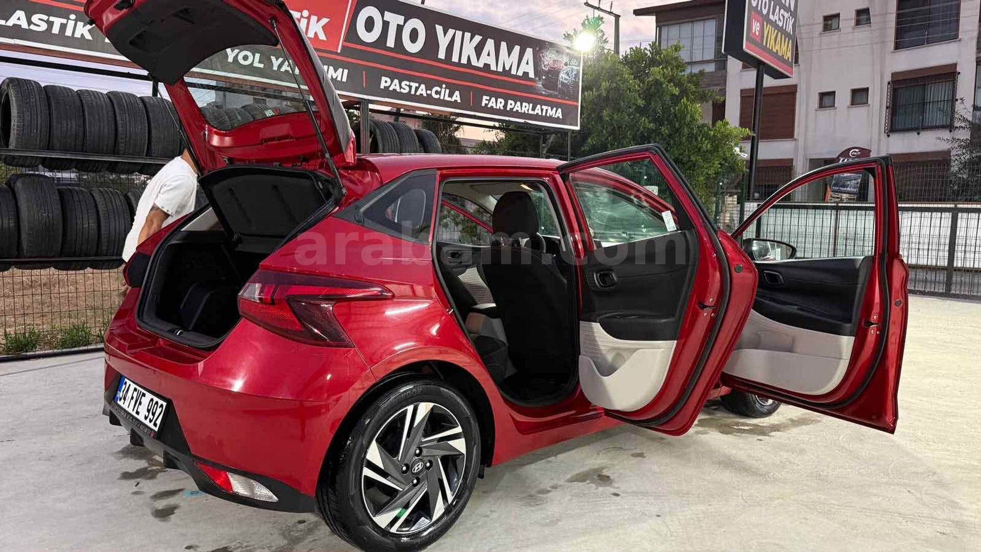 Sahibinden Hyundai i20 1.4 MPI Style 2022 Model Hatay 36.500 km Kırmızı 4