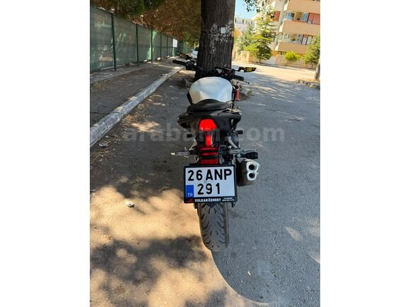 Sahibinden Honda CB 500 Hornet 2025 Model Eskişehir 6.000 km Beyaz