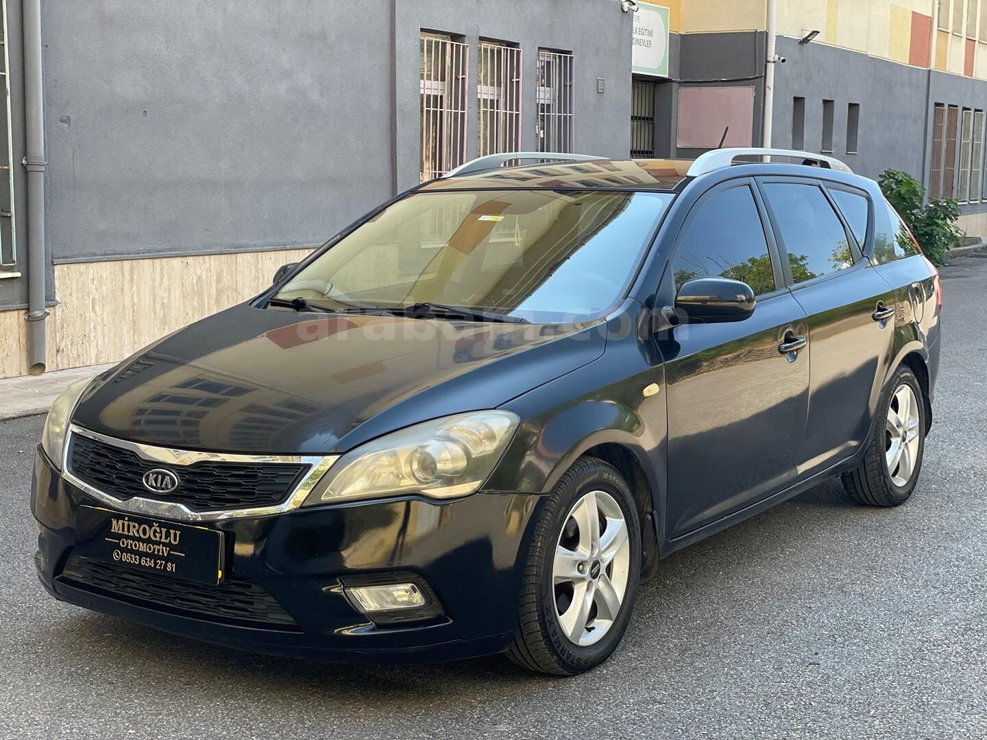 Galeriden Kia Ceed 1.6 CRDi Motion SW 2012 Model İstanbul 209.000 km Siyah 6