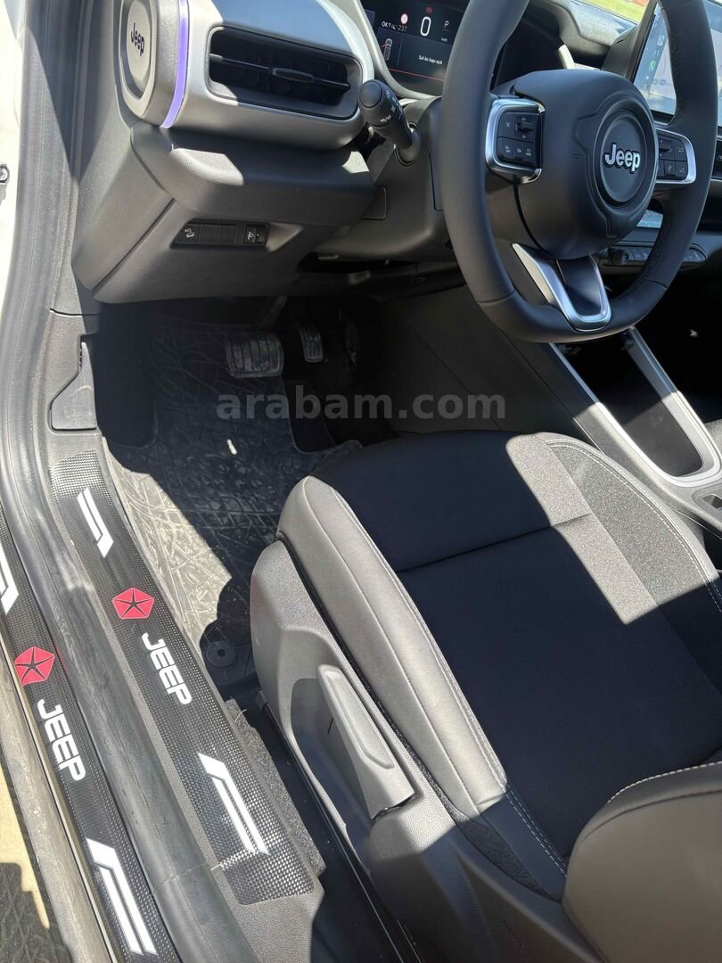 Sahibinden Jeep Avenger Hybrid 1.2 Summit 2026 Model Sivas 6.001 km Beyaz 2