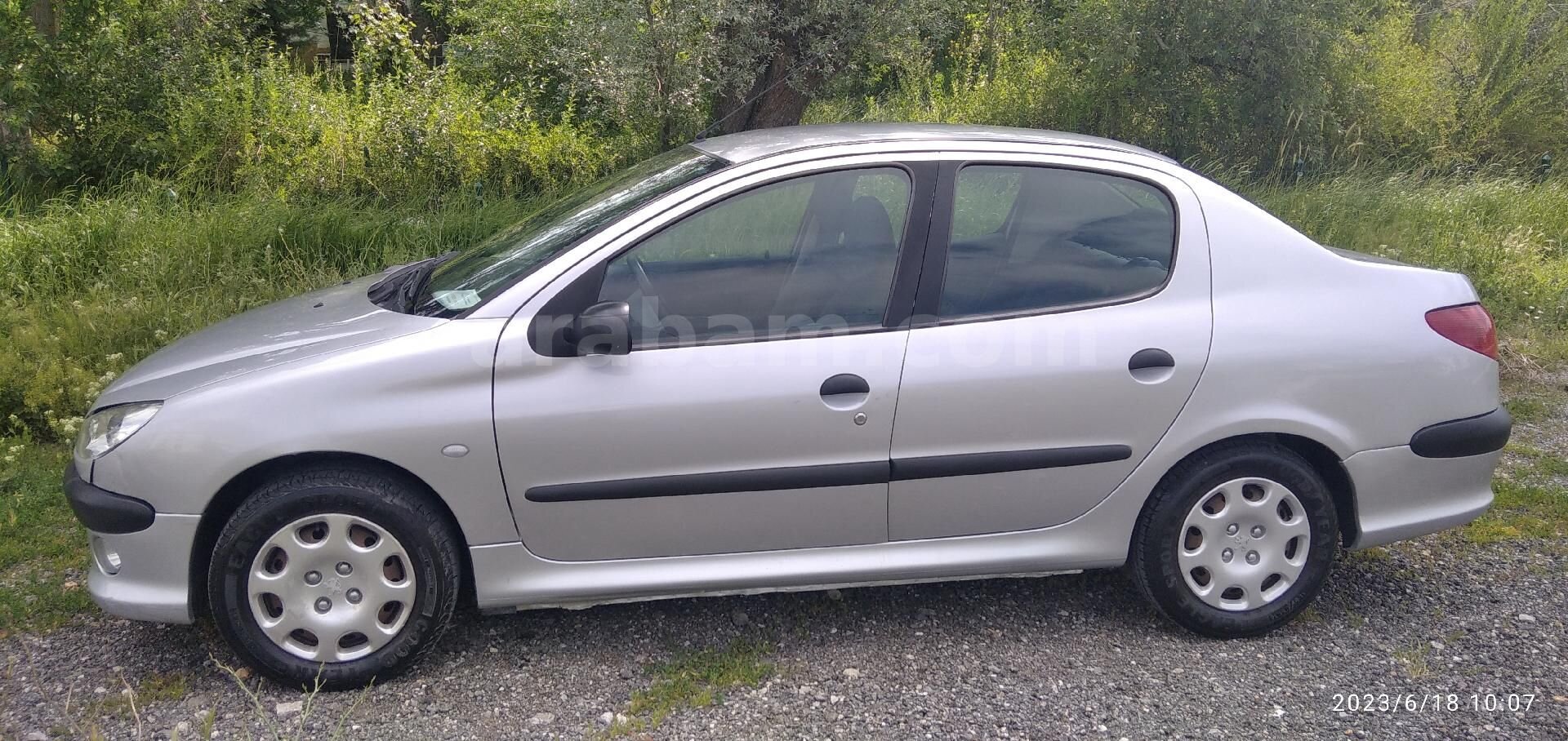 Sahibinden Peugeot 206 1.4 Executive 2010 Model Ankara 125.000 km Gri (Gümüş) 6