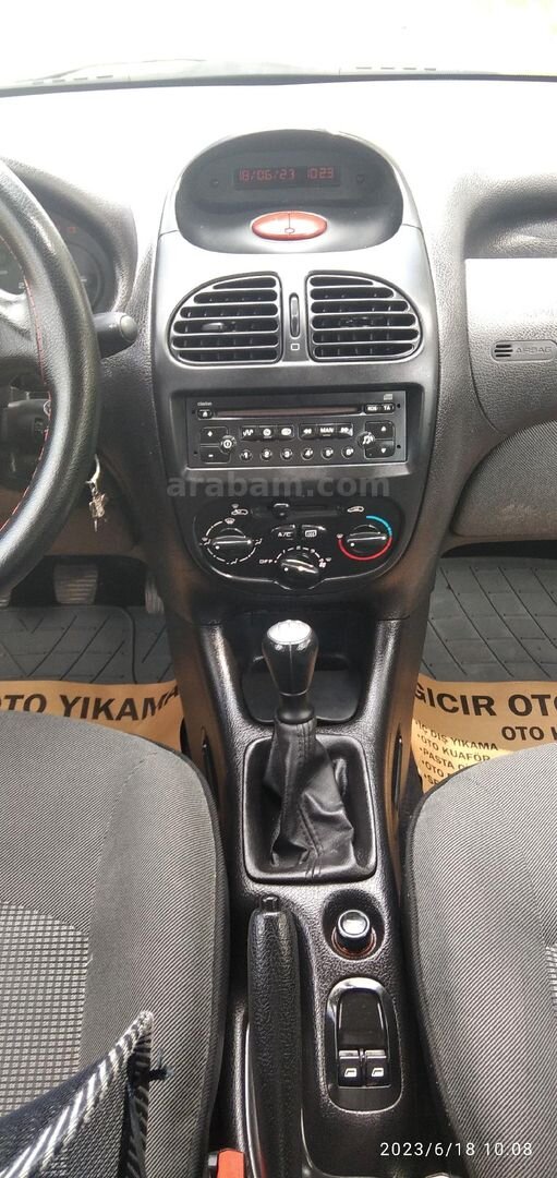 Sahibinden Peugeot 206 1.4 Executive 2010 Model Ankara 125.000 km Gri (Gümüş) 7