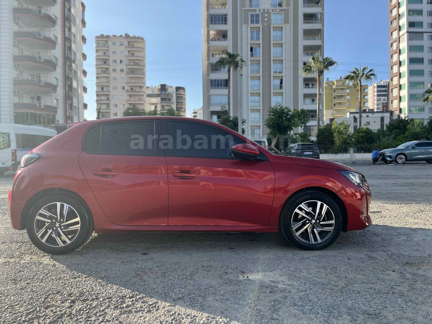 Sahibinden Peugeot 208 1.2 PureTech Allure Selection 2021 Model Mersin 87.120 km Kırmızı 5