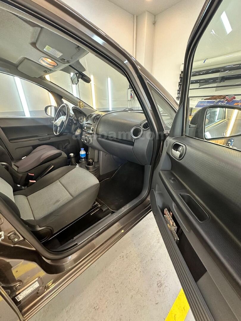 Sahibinden Mitsubishi Colt 1.3 Invite 2011 Model Kırklareli 150.000 km Kahverengi 6