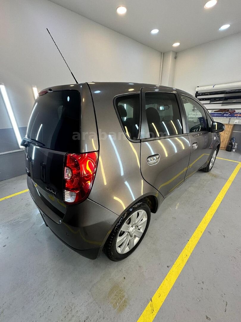Sahibinden Mitsubishi Colt 1.3 Invite 2011 Model Kırklareli 150.000 km Kahverengi 7