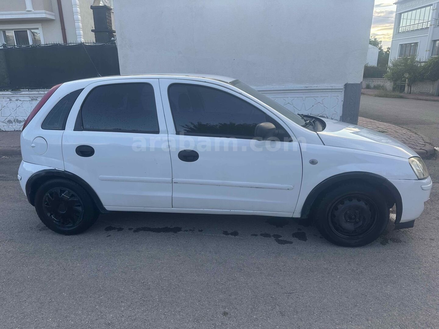 Sahibinden Opel Corsa 1.3 CDTI Enjoy 2005 Model Sivas 233.000 km Beyaz 3