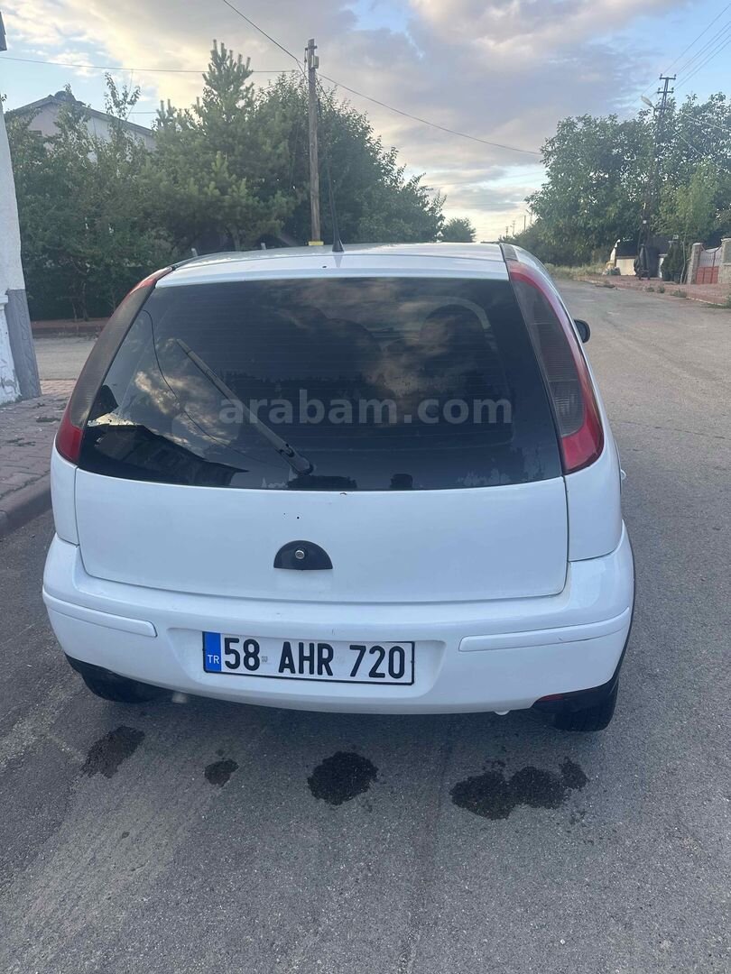 Sahibinden Opel Corsa 1.3 CDTI Enjoy 2005 Model Sivas 233.000 km Beyaz 4