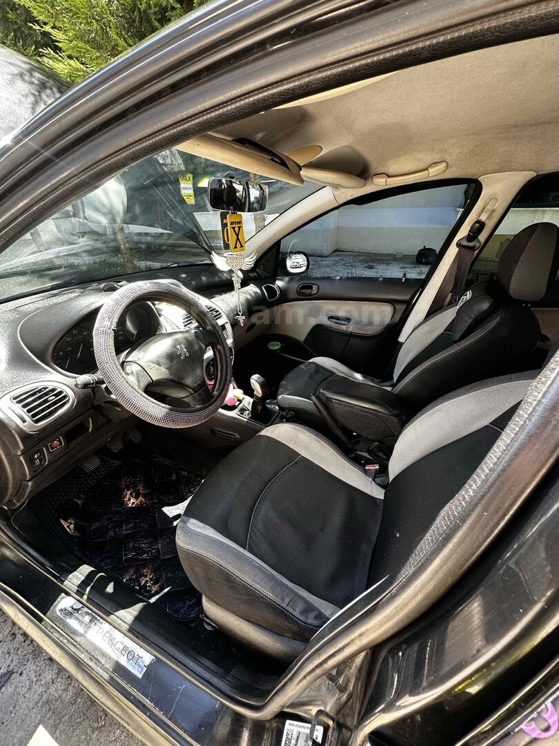 Sahibinden Peugeot 206 1.4 HDi X-Design 2006 Model Ankara 367.000 km Siyah 5