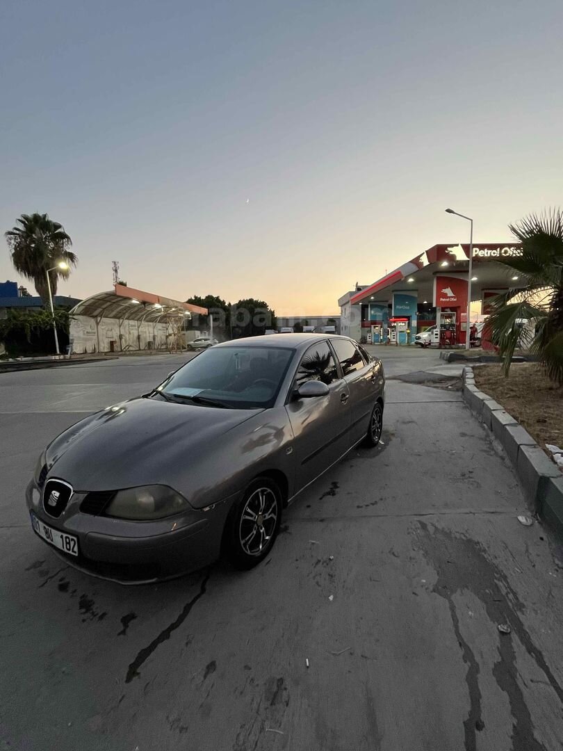 Sahibinden Seat Cordoba 1.6 Stella 2003 Model Adana 336.000 km Füme 1