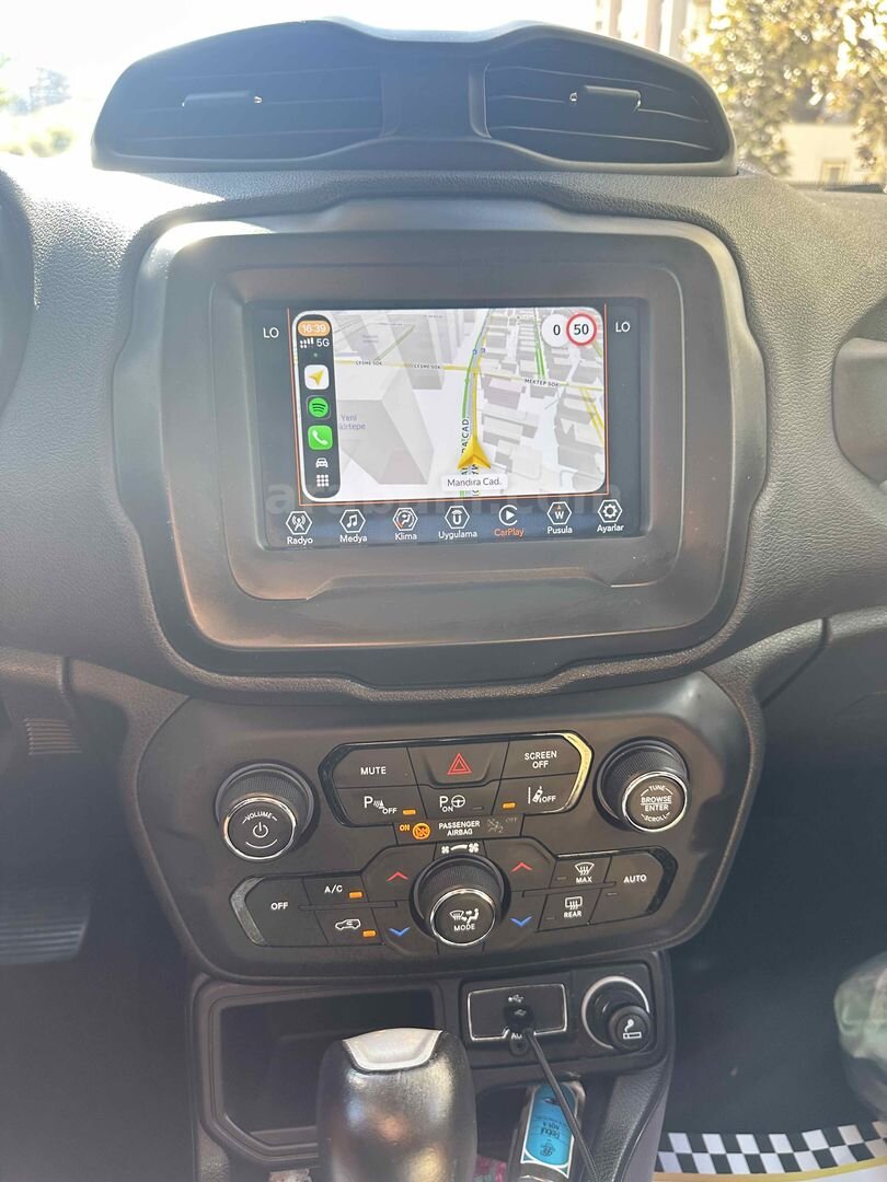 Sahibinden Jeep Renegade 1.6 MultiJet Limited 2018 Model İstanbul 82.500 km Diğer 6