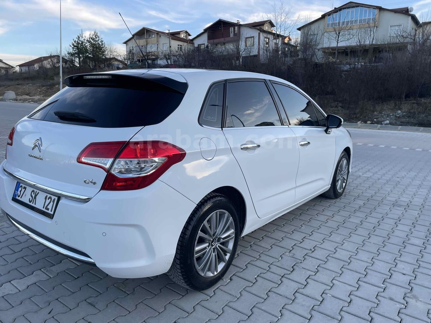 Sahibinden Citroen C4 1.6 HDi Confort Plus 2012 Model Kastamonu 200.000 km Beyaz 6