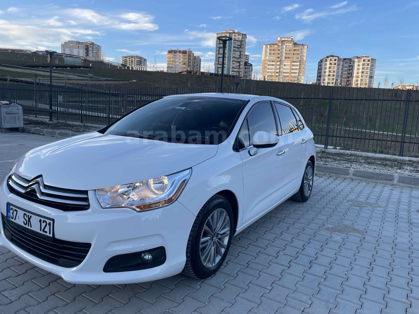 Sahibinden Citroen C4 1.6 HDi Confort Plus 2012 Model Kastamonu 200.000 km Beyaz 3