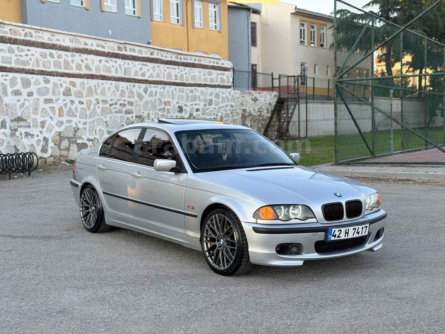Galeriden BMW 3 Serisi 320i 1998 Model Isparta 396.000 km Gri (metalik) 6