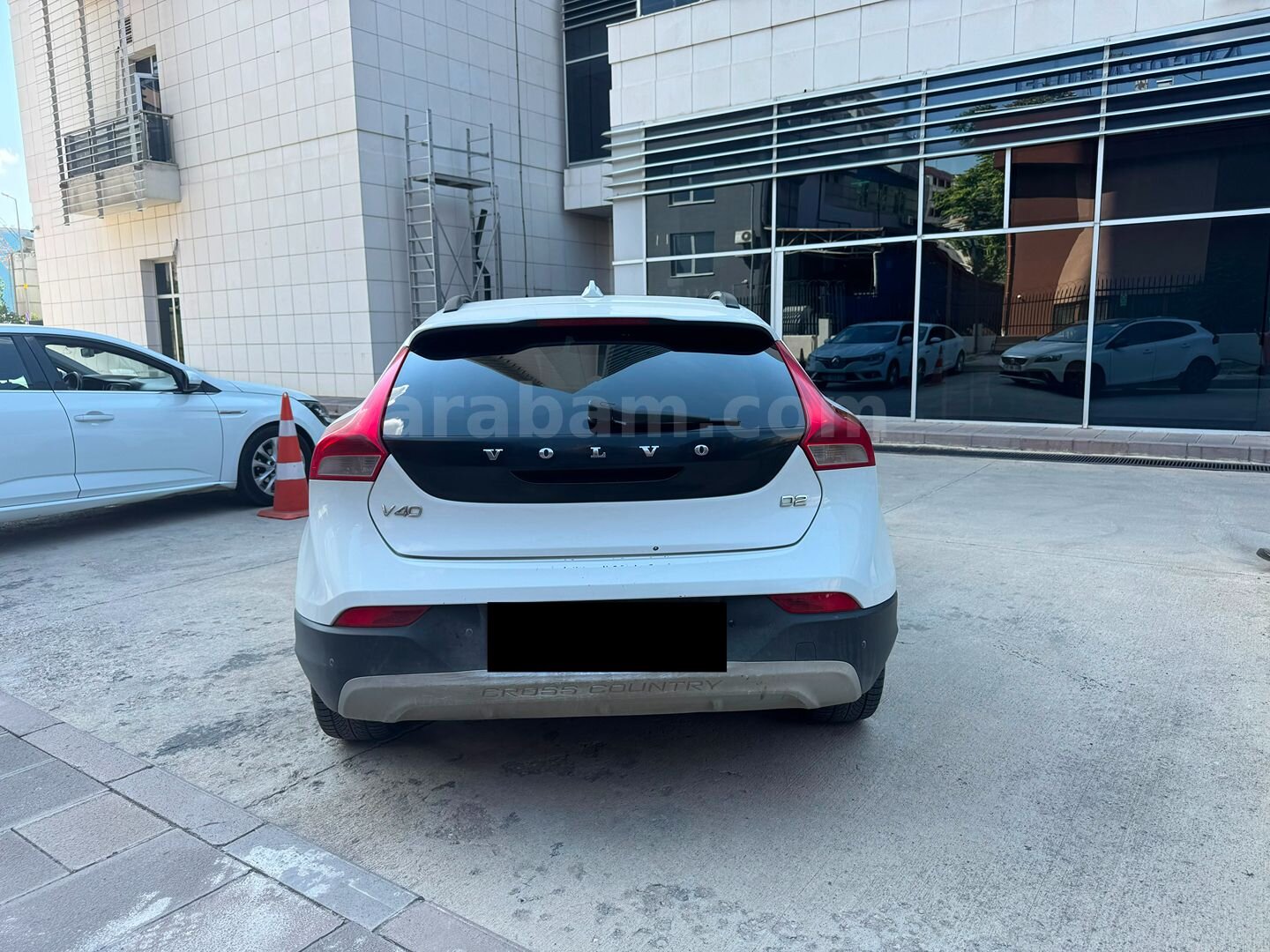 Sahibinden Volvo V40 Cross Country 1.6 D Premium 2013 Model Ankara 388.000 km Beyaz 6