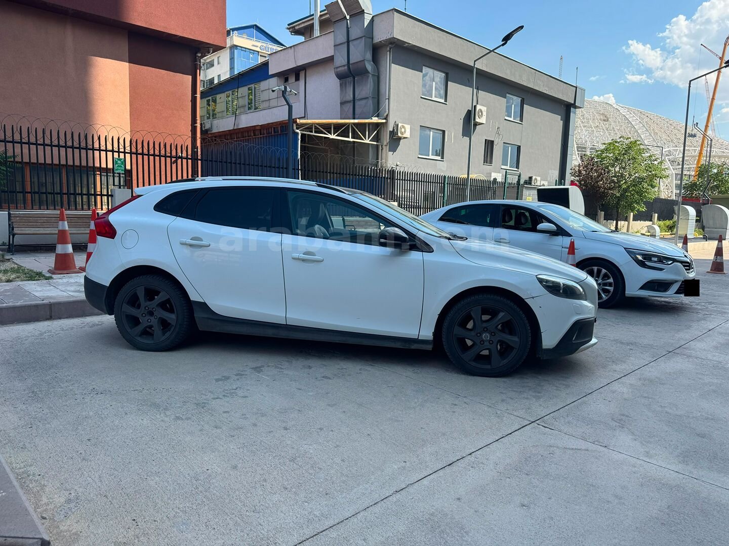 Sahibinden Volvo V40 Cross Country 1.6 D Premium 2013 Model Ankara 388.000 km Beyaz 3
