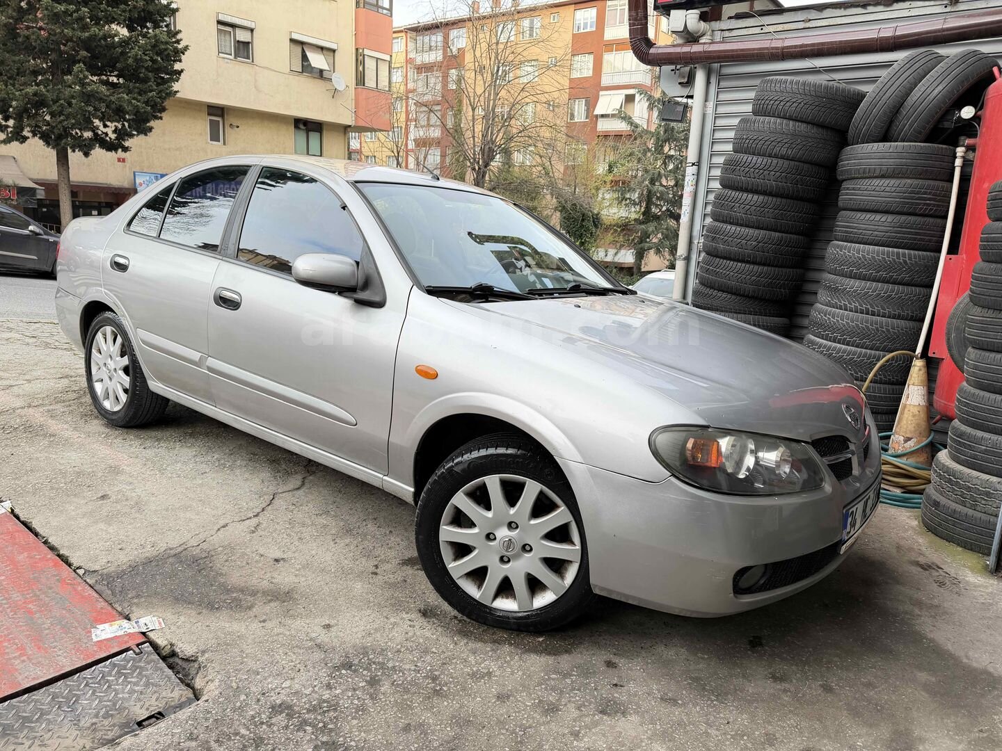 Sahibinden Nissan Almera 1.5 Tekna 2005 Model İstanbul 126.000 km Gri 2