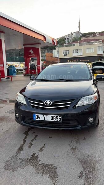 Sahibinden Toyota Corolla 1.4 D-4D Elegant 2011 Model İstanbul 178.000 km Siyah 1