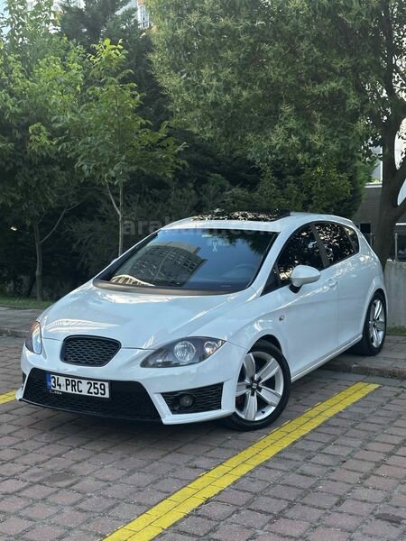 Galeriden Seat Leon 1.6 TDI CR Style 2010 Model Gaziantep 255.000 km Beyaz