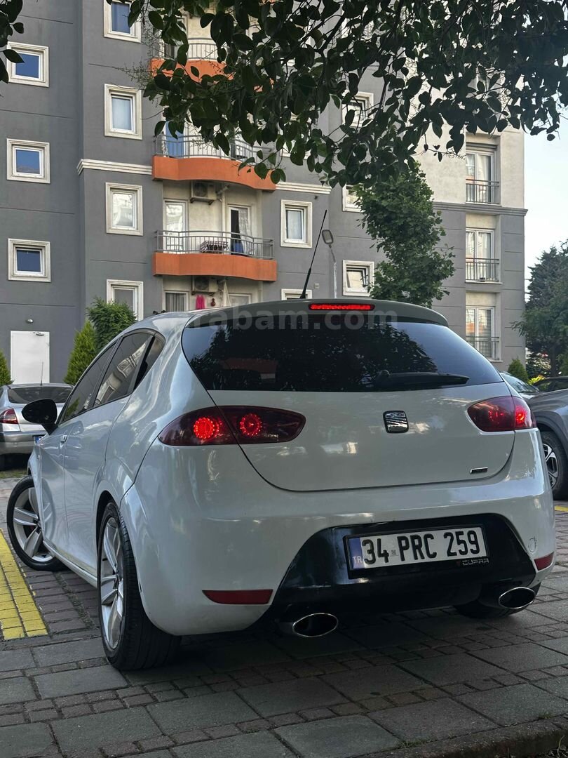 Galeriden Seat Leon 1.6 TDI CR Style 2010 Model Gaziantep 255.000 km Beyaz 6