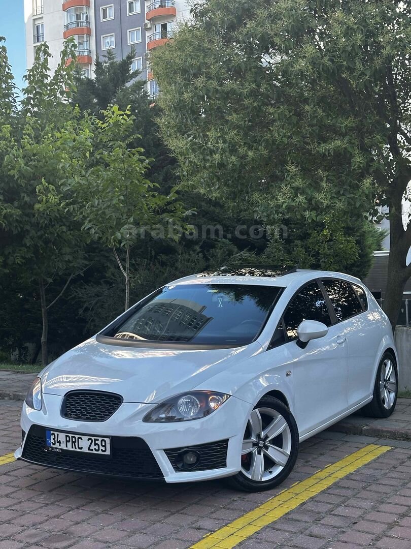 Galeriden Seat Leon 1.6 TDI CR Style 2010 Model Gaziantep 255.000 km Beyaz 4