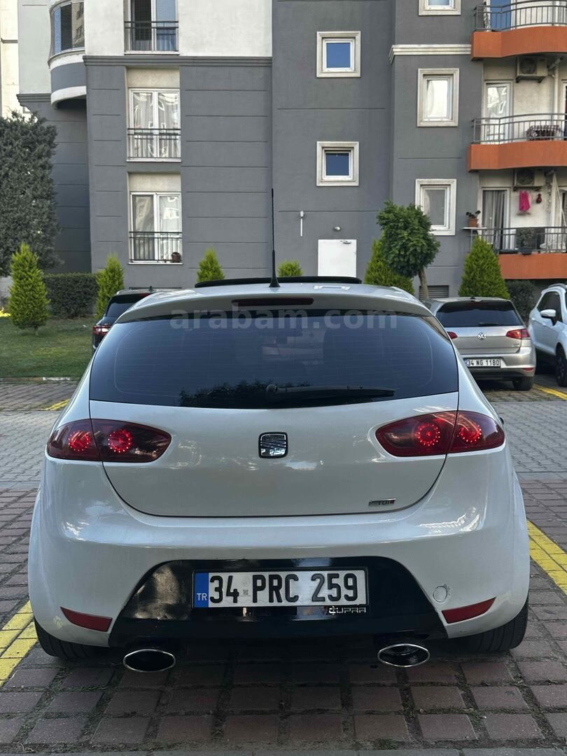 Galeriden Seat Leon 1.6 TDI CR Style 2010 Model Gaziantep 255.000 km Beyaz 7