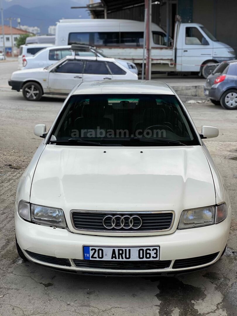Sahibinden Audi A4 Sedan 1.8 1995 Model Denizli 320.000 km Beyaz 4
