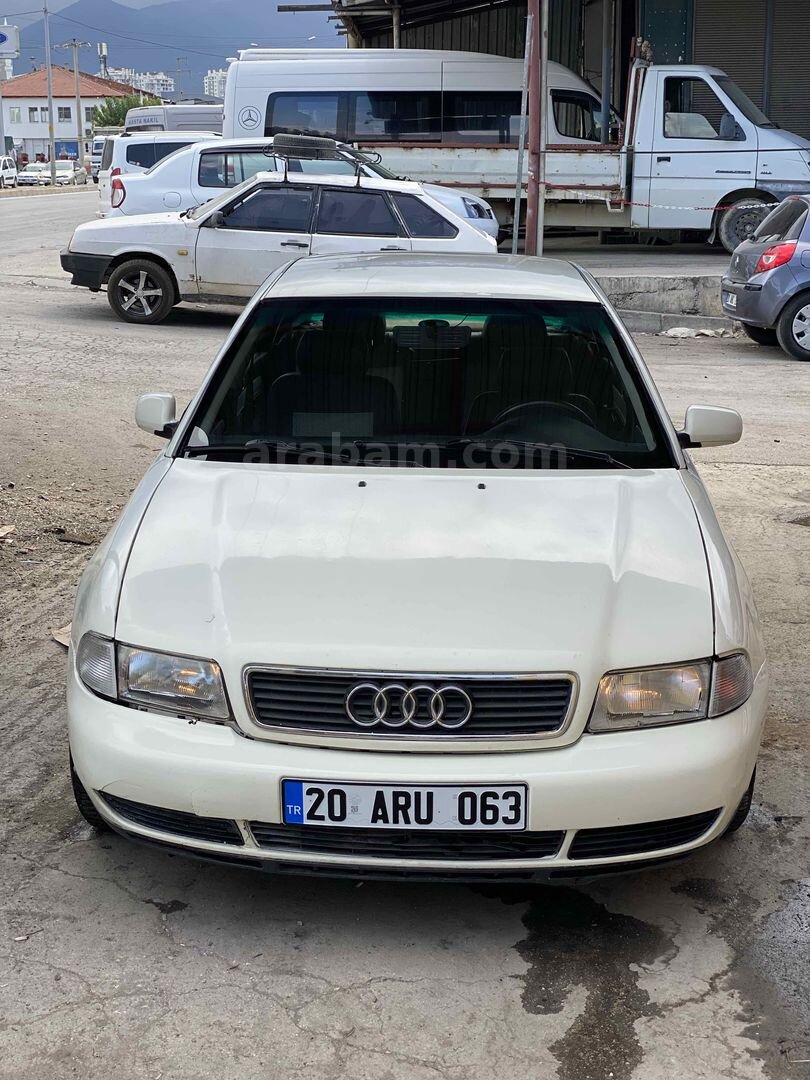 Sahibinden Audi A4 Sedan 1.8 1995 Model Denizli 320.000 km Beyaz 3