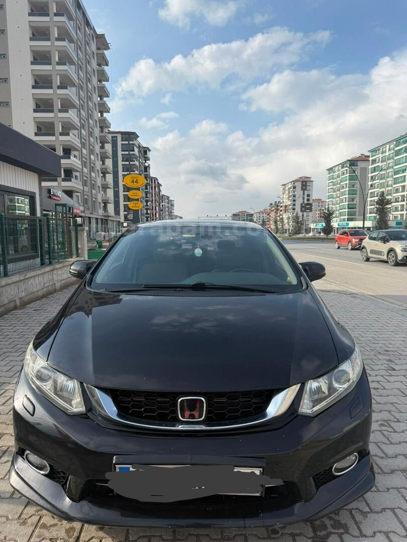 Sahibinden Honda Civic 1.6i VTEC Eco Elegance 2015 Model Malatya 215.000 km Siyah 5