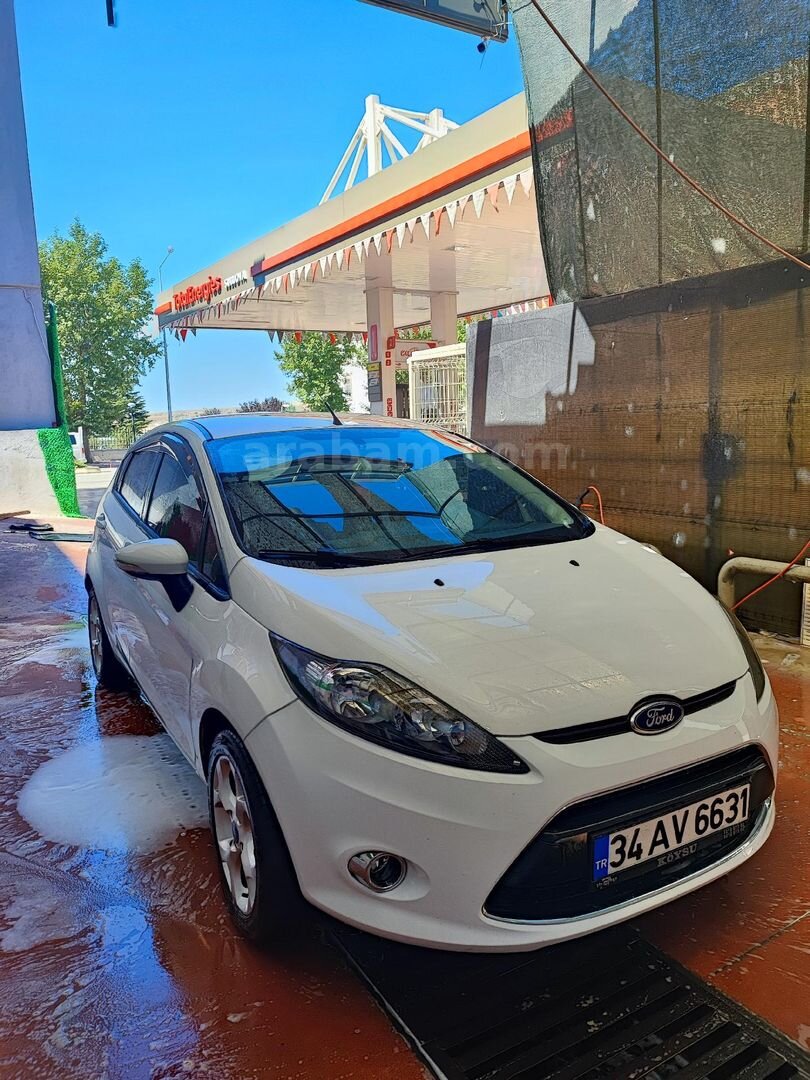 Sahibinden Ford Fiesta 1.4 TDCi Trend 2012 Model Ankara 288.500 km Beyaz 2
