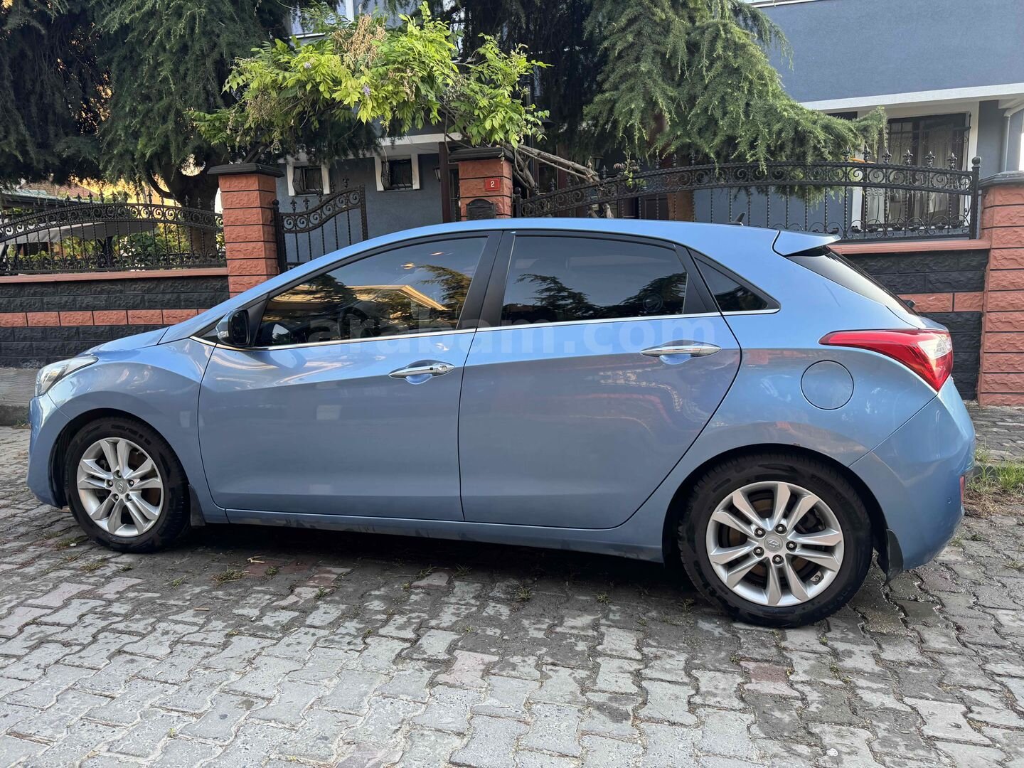 Sahibinden Hyundai i30 1.6 GDI Elite 2014 Model İstanbul 135.000 km Mavi 4