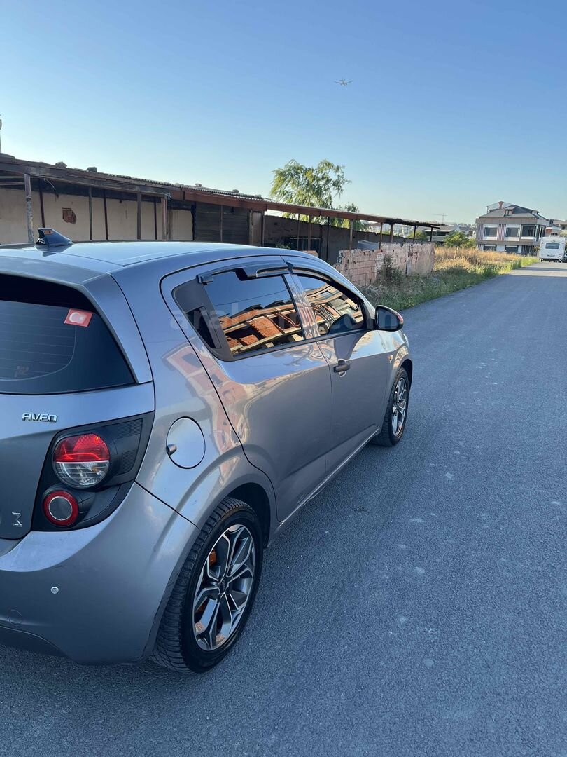 Sahibinden Chevrolet Aveo 1.2 LS 2012 Model İstanbul 302.000 km Gri 4