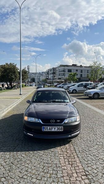 Sahibinden Opel Vectra 1.6 GL 1996 Model Samsun 200.000 km Siyah