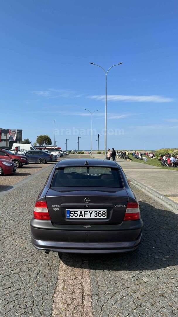 Sahibinden Opel Vectra 1.6 GL 1996 Model Samsun 200.000 km Siyah 2