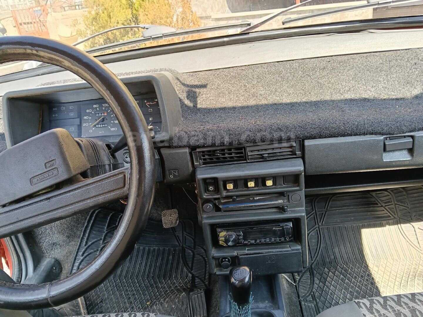 Sahibinden Lada Samara 1.5 1993 Model Konya 99.999.999 km Bordo 5