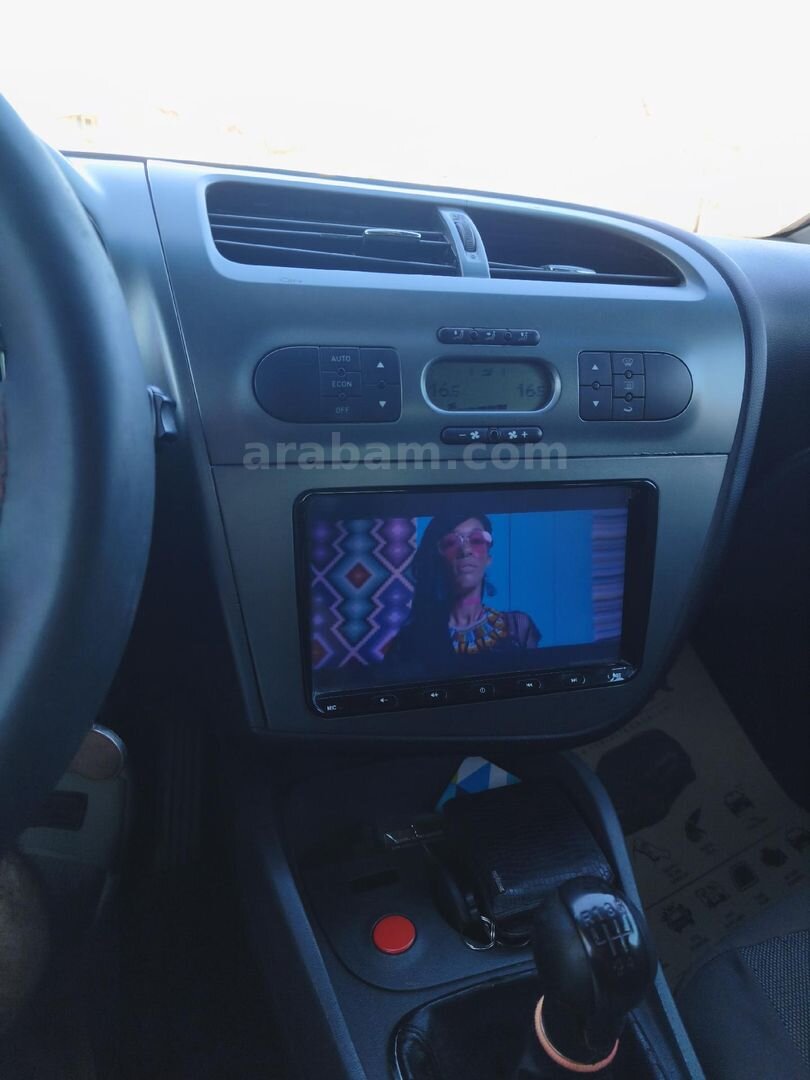 Sahibinden Seat Leon 1.6 Stylance 2008 Model Antalya 344.000 km Kırmızı 5