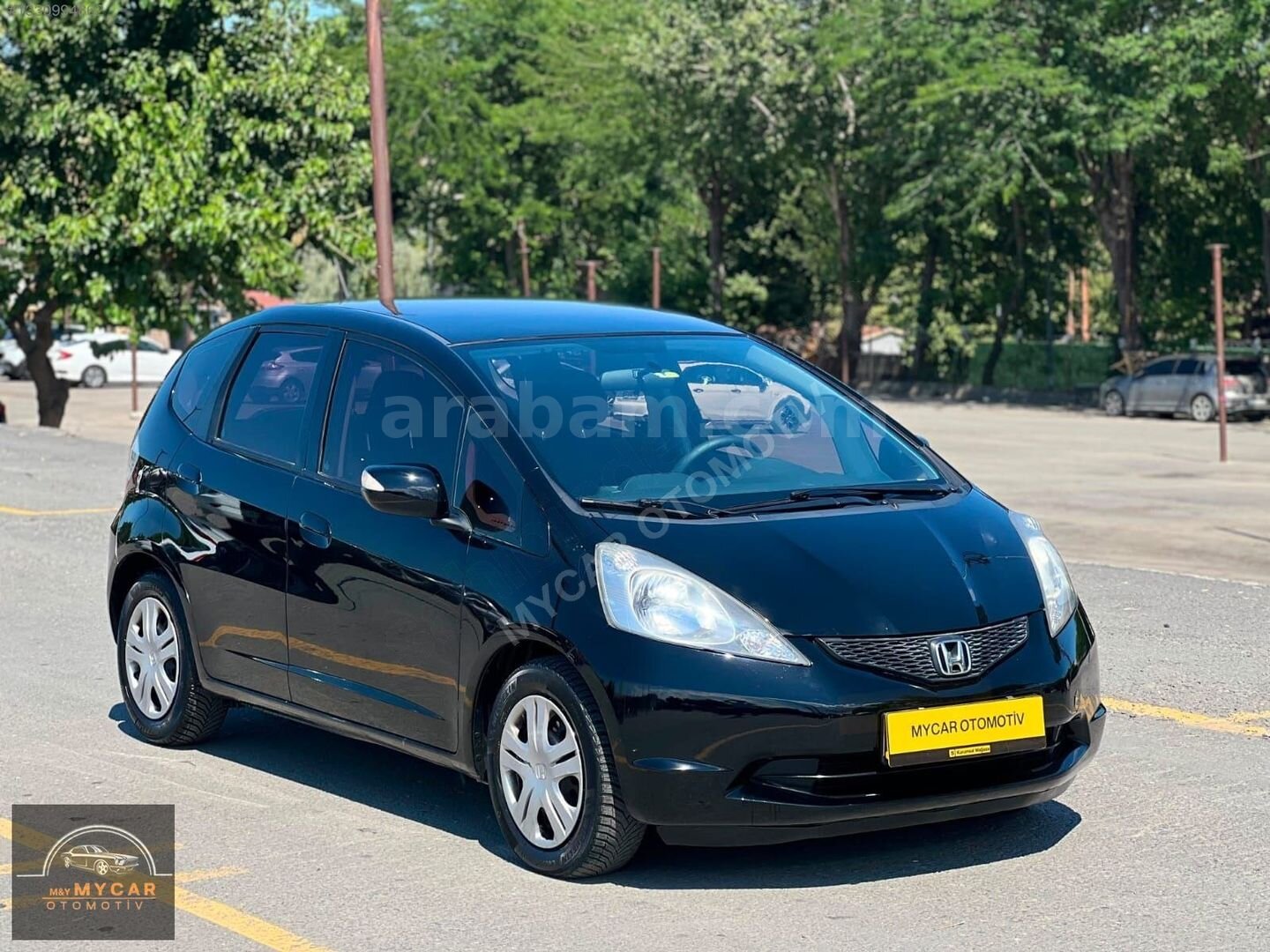 Galeriden Honda Jazz 1.4 Joy 2011 Model İstanbul 92.000 km Siyah 3