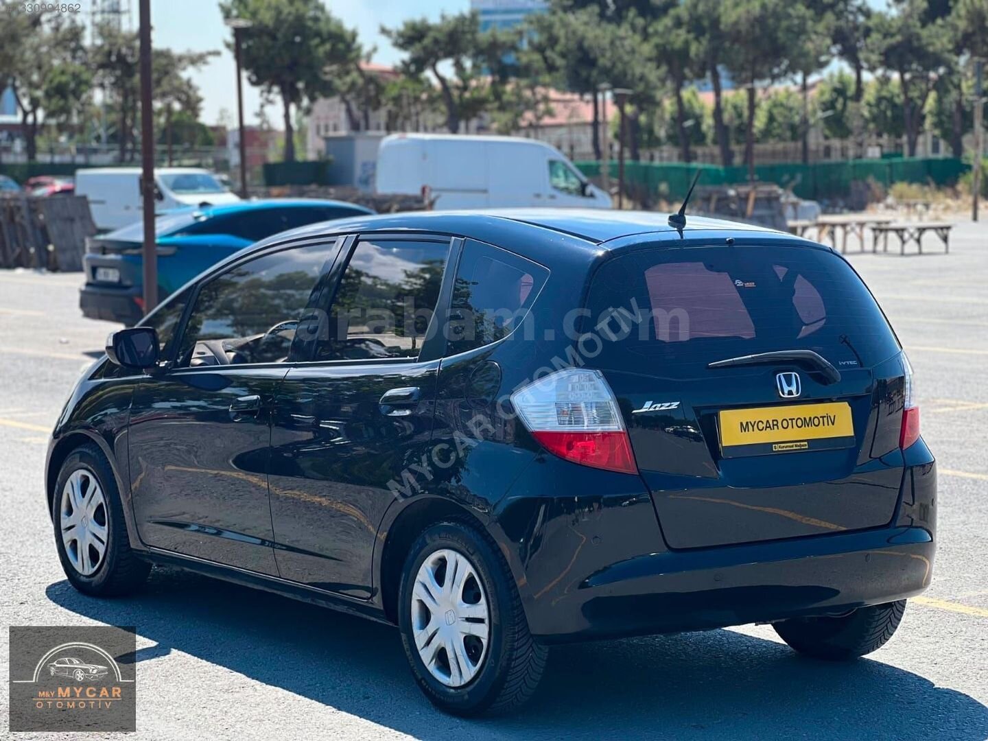 Galeriden Honda Jazz 1.4 Joy 2011 Model İstanbul 92.000 km Siyah 5